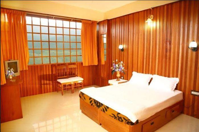 Dolphin Residency Hotell Thekkady Exteriör bild